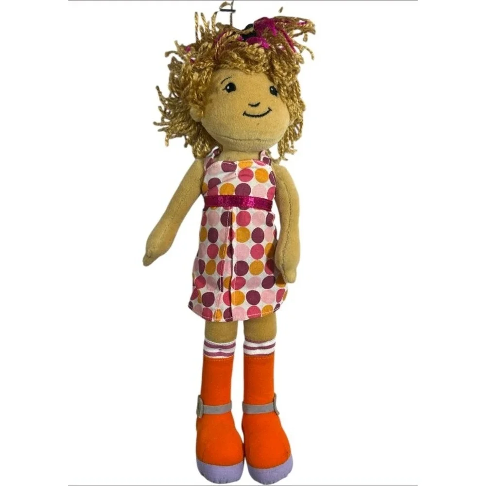 GROOVY GIRLS DANIKA doll NWT Cute Colorful  Hair Plush very MOD clothing